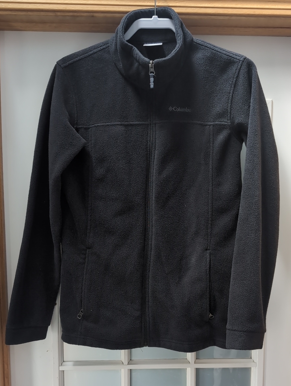 Columbia Black Women’s Lightweight Full-Zip Fleece Jacket